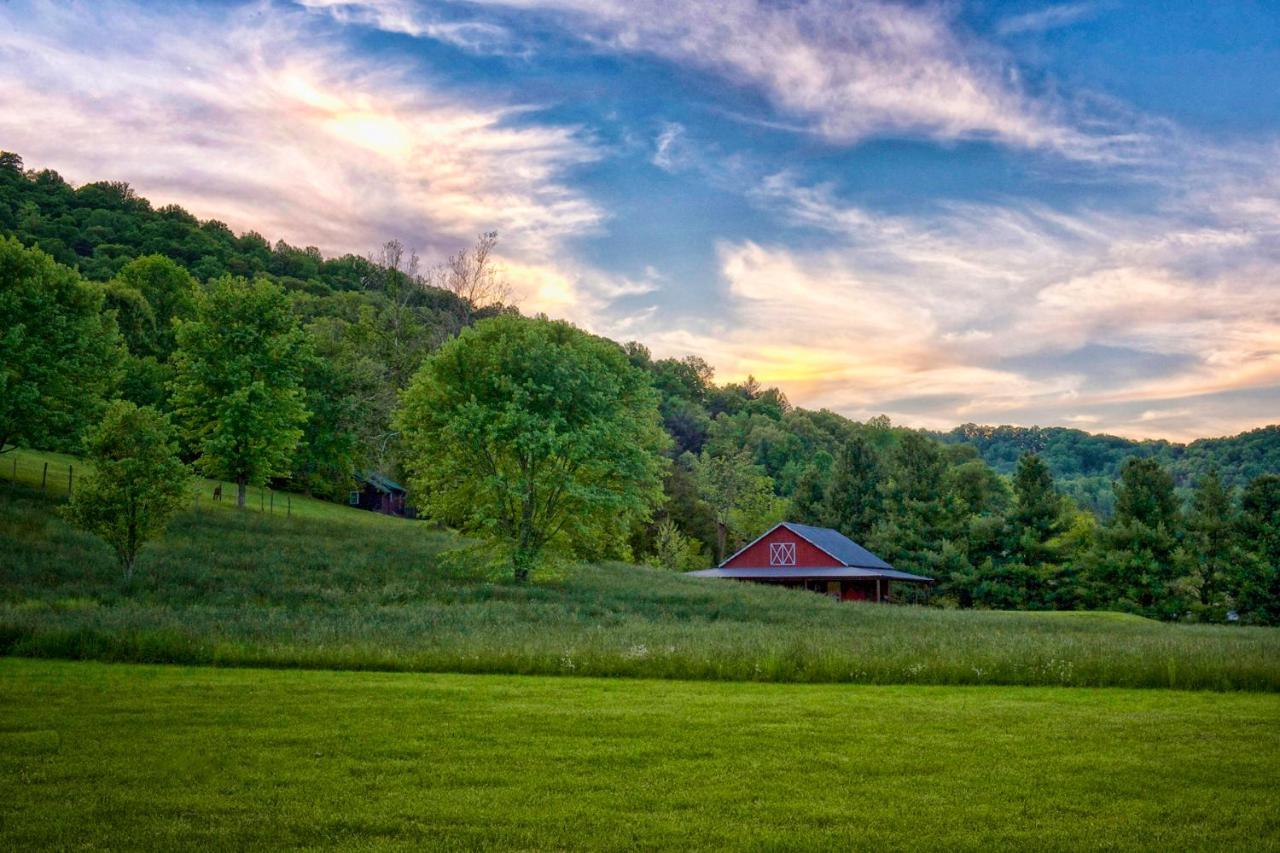 Mountain Springs Cabins Hotel Candler Exterior foto