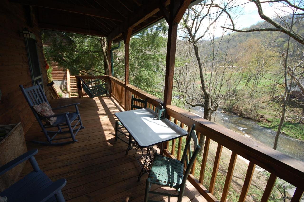 Mountain Springs Cabins Hotel Candler Exterior foto