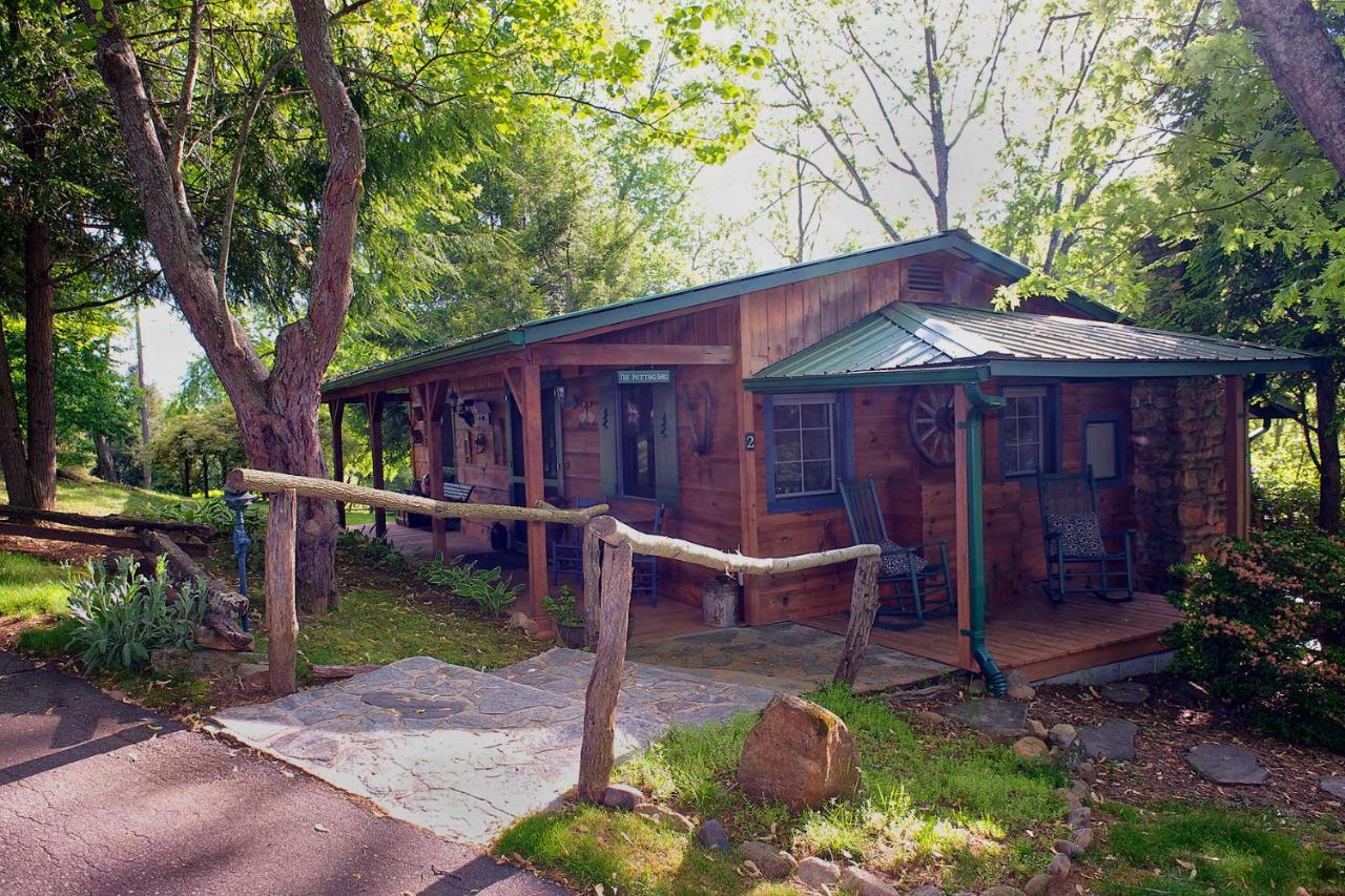 Mountain Springs Cabins Hotel Candler Exterior foto