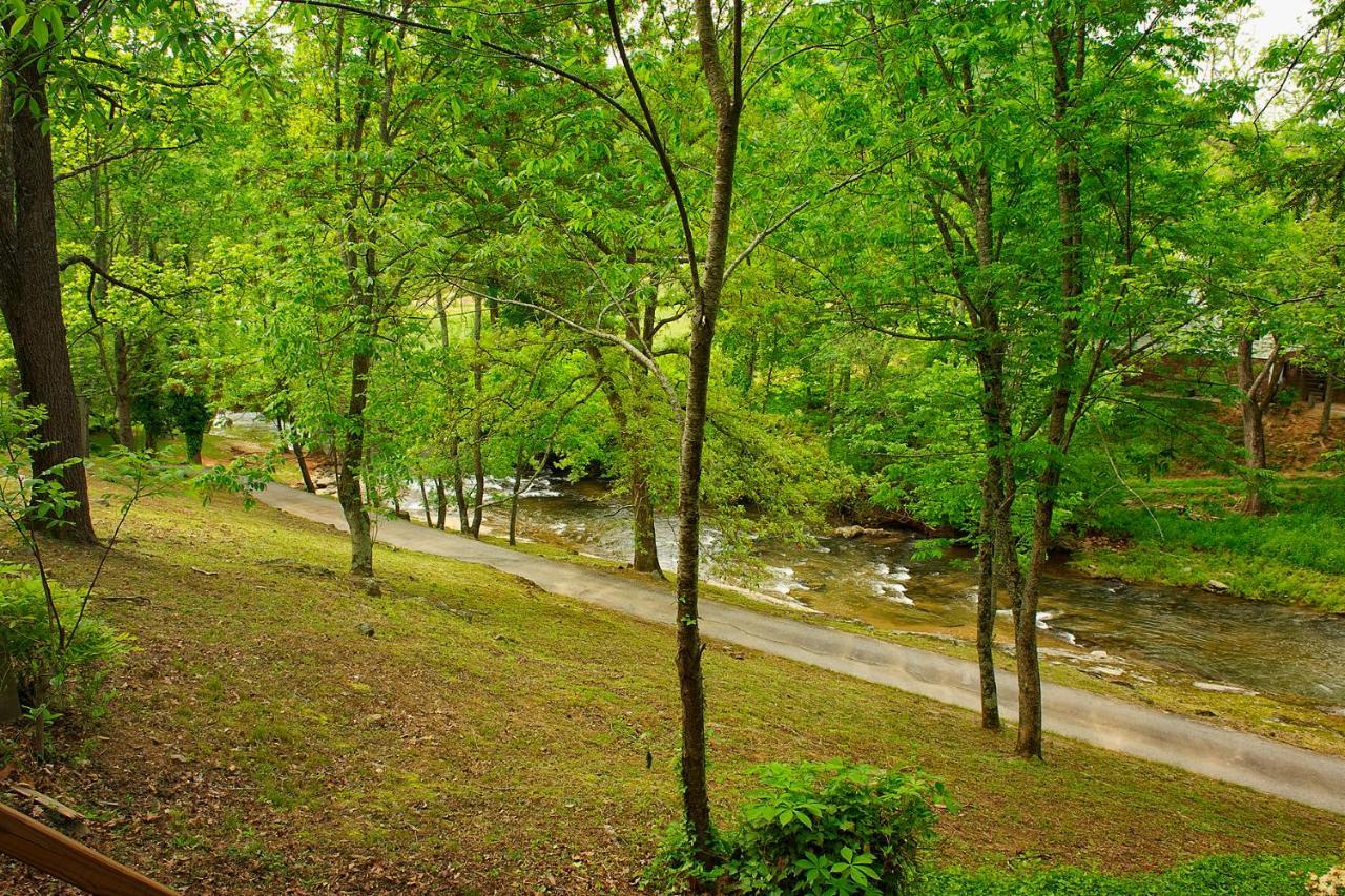 Mountain Springs Cabins Hotel Candler Exterior foto